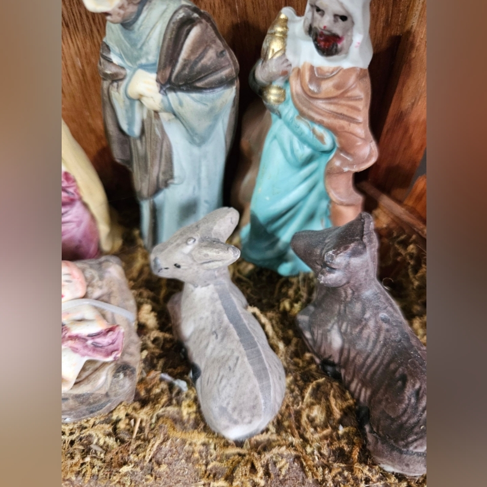 Christmas Miniature Nativity Set Crèche Manger Birth of Jesus Christ Decoration - Picture 4 of 10